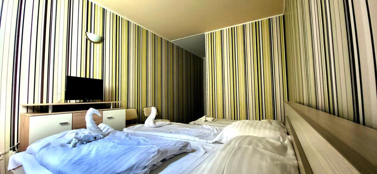 Hotel Korona Siófok Eksteriør billede