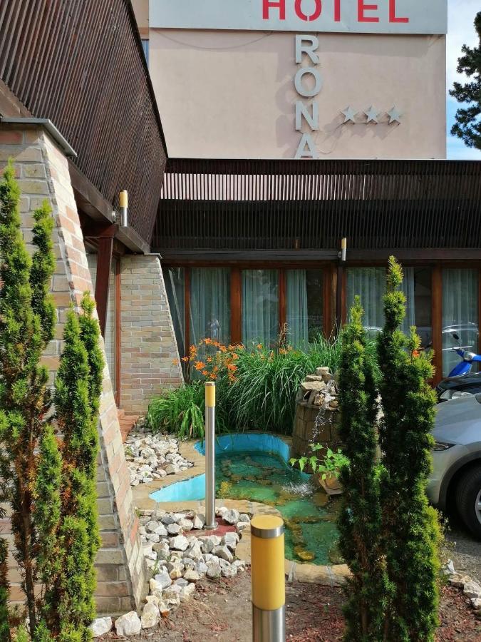 Hotel Korona Siófok Eksteriør billede